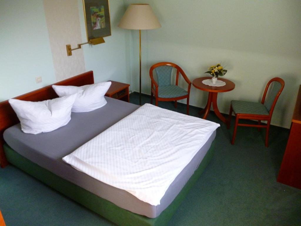 Hotel Brandenburg Koenigs Wusterhausen Room photo
